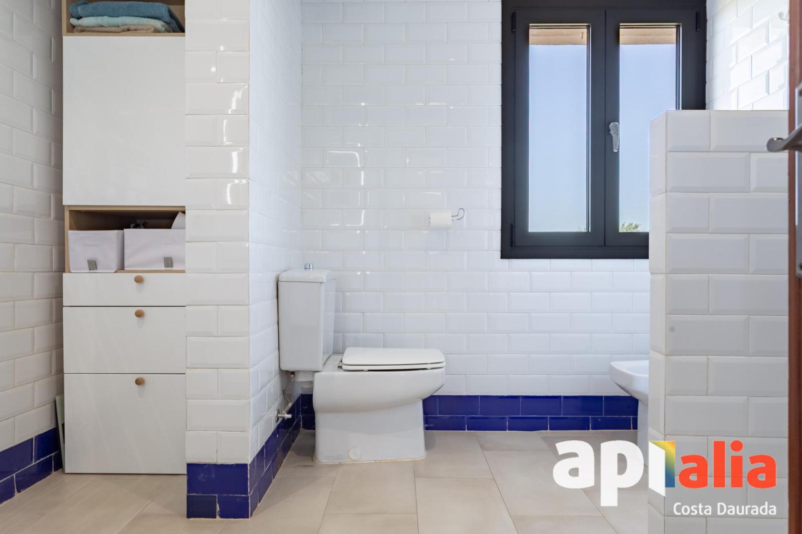 Chalet for Sale in Salou