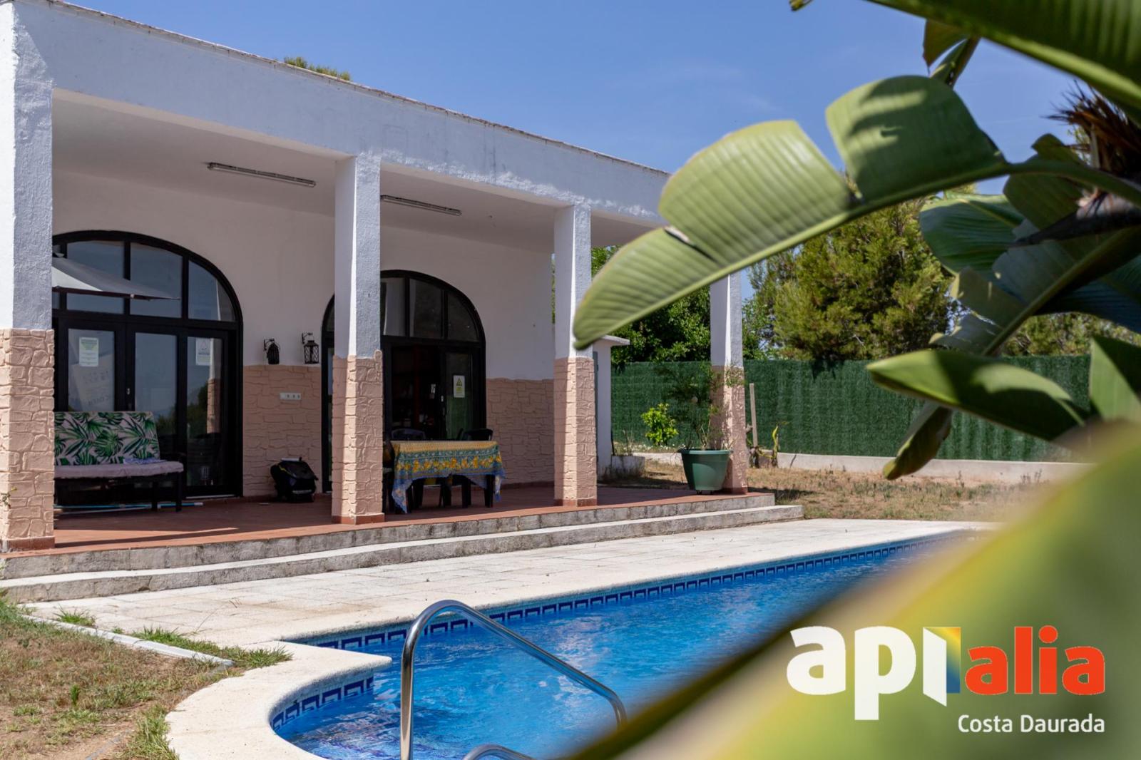 Chalet for Sale in Salou