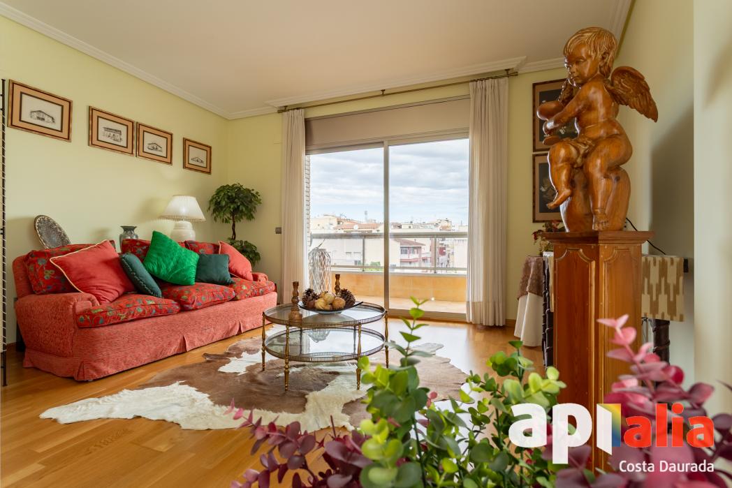 Flat for Sale in Cambrils