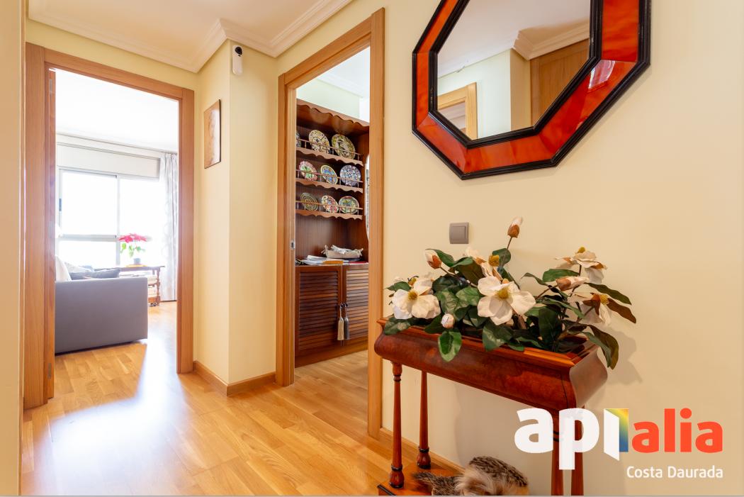 Flat for Sale in Cambrils