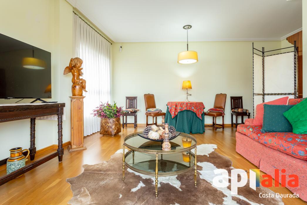 Flat for Sale in Cambrils