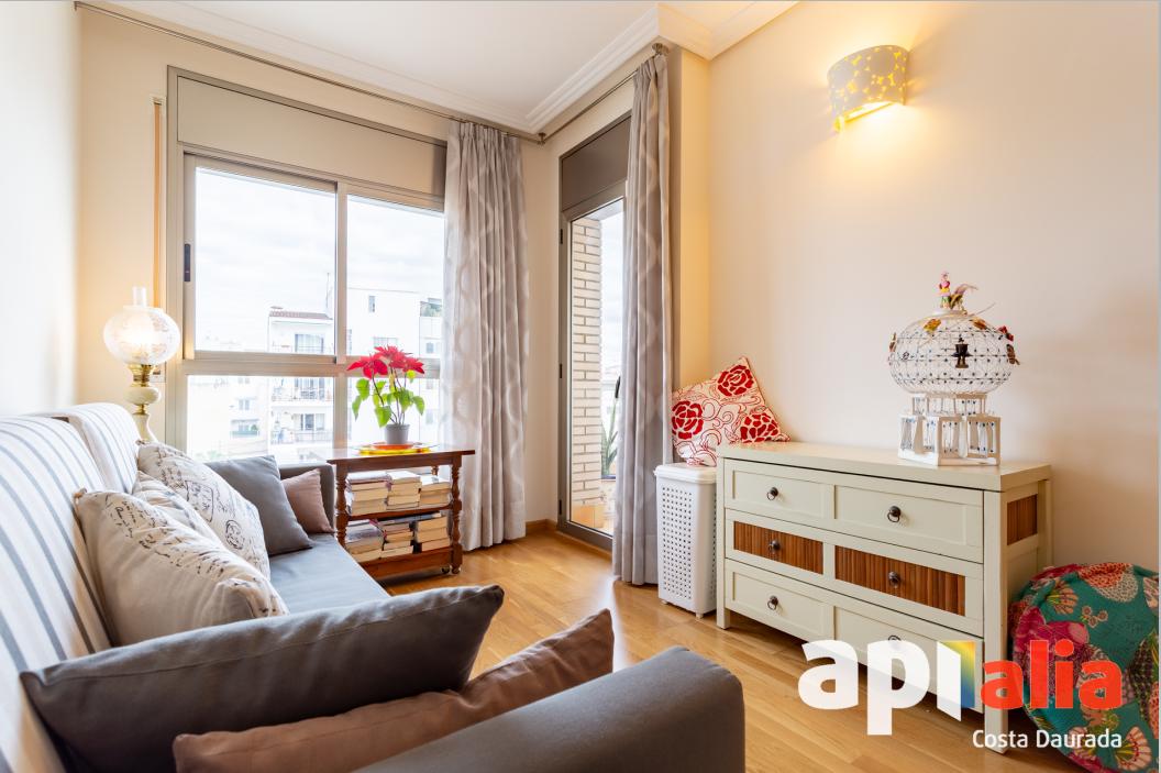 Flat for Sale in Cambrils
