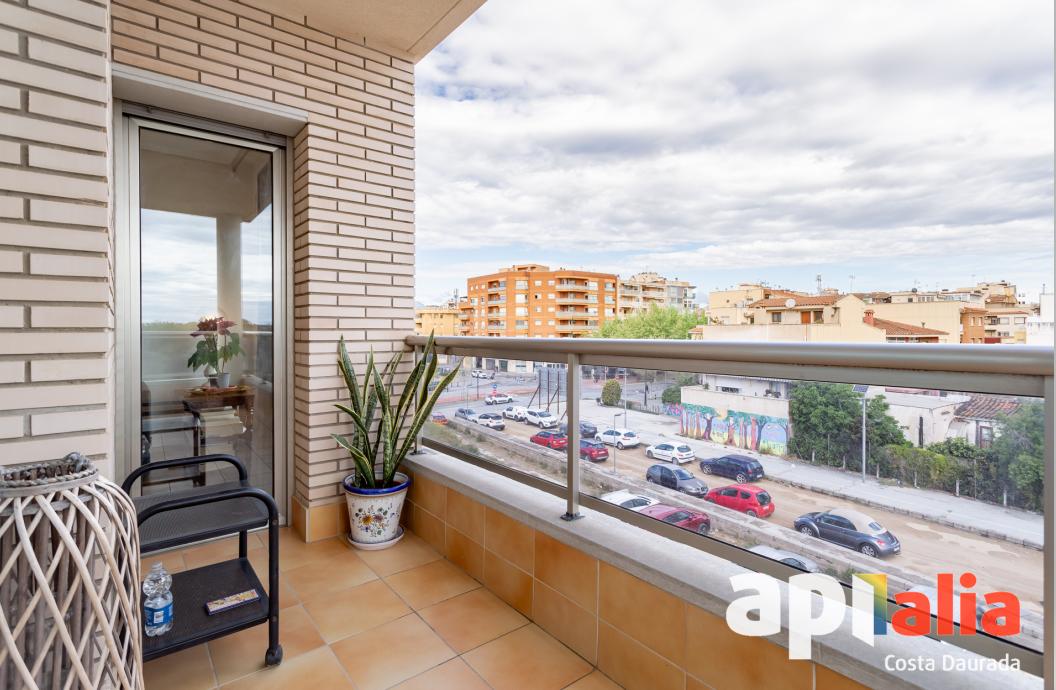 Flat for Sale in Cambrils