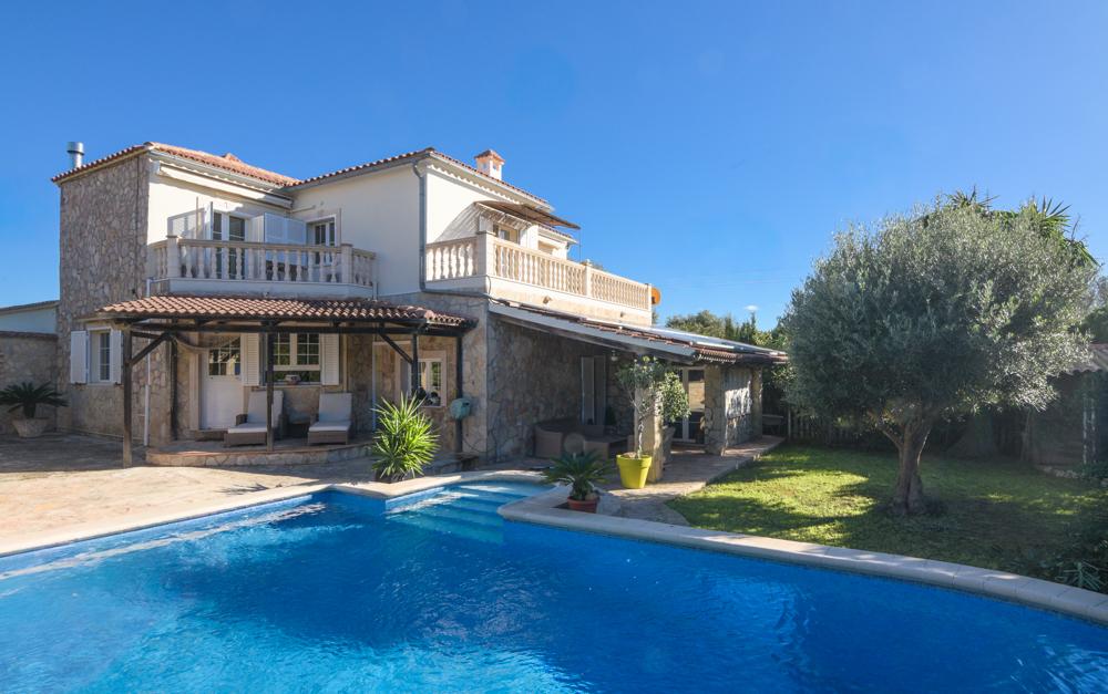 Chalet for Sale in Llucmajor