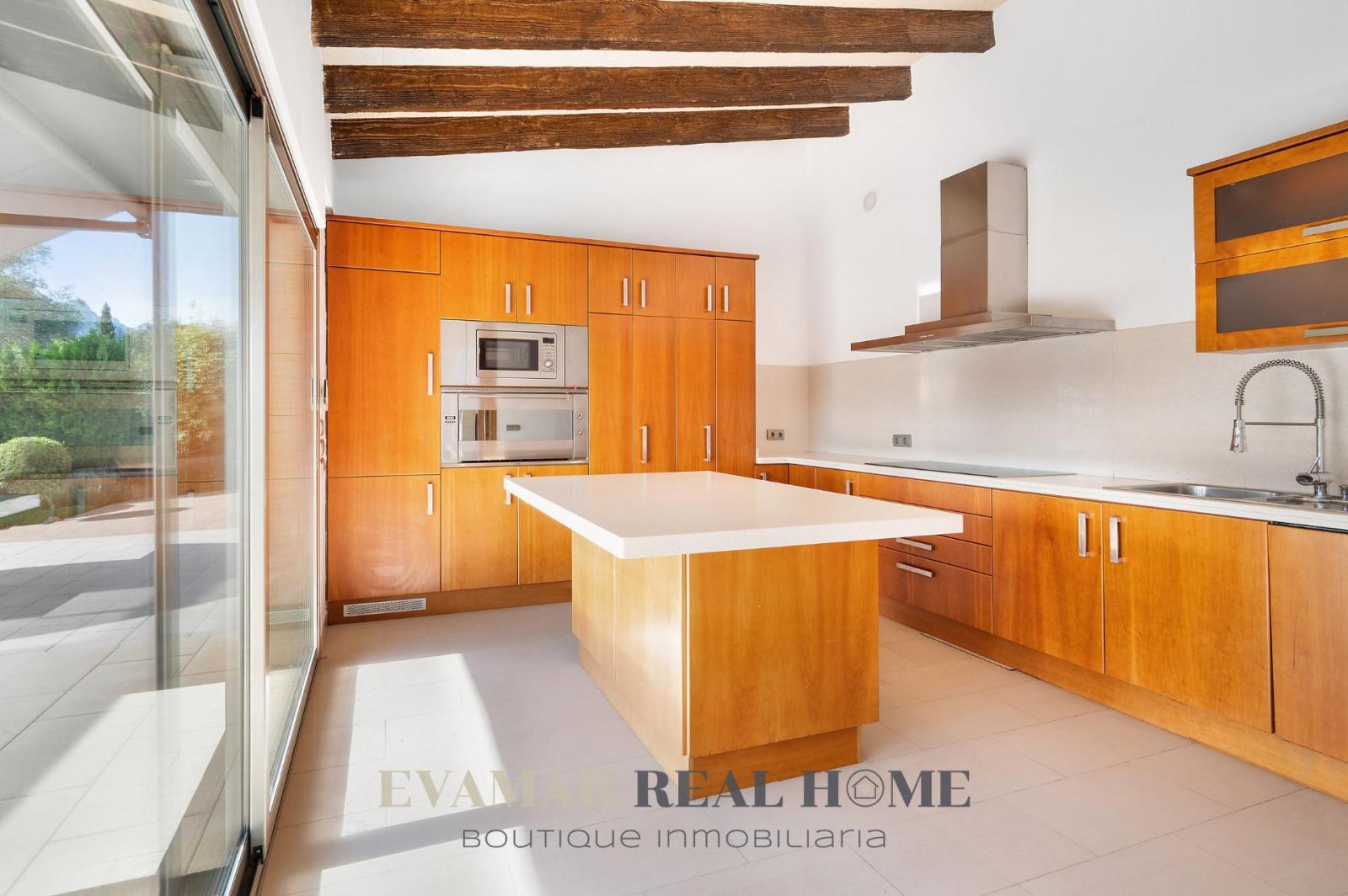 Chalet for Rent in Bunyola