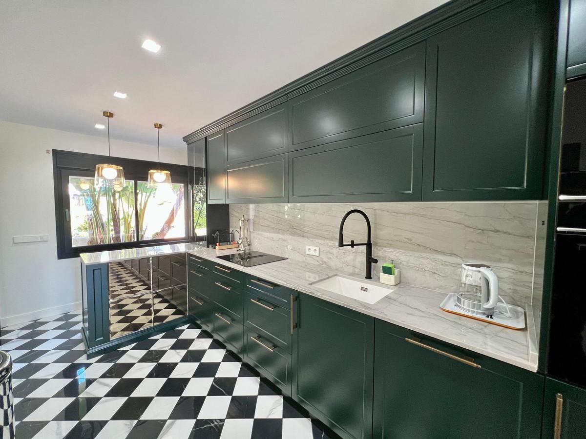 Apartment for Rent in Marbella