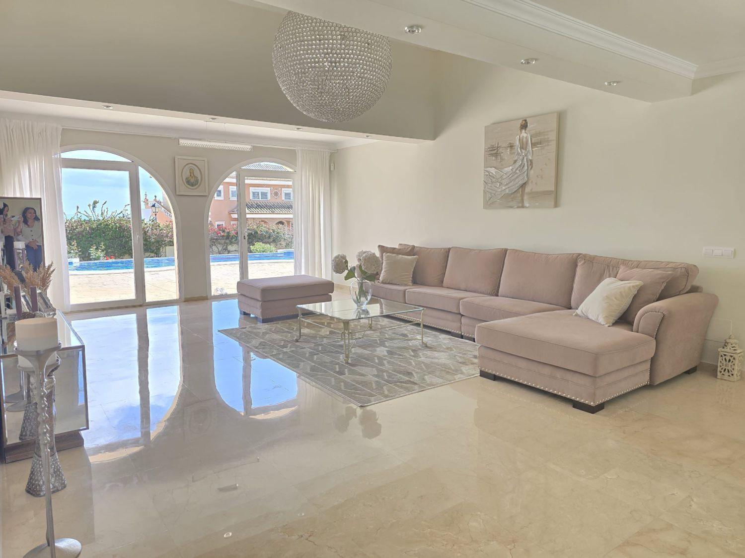 Villa for Rent in Mijas