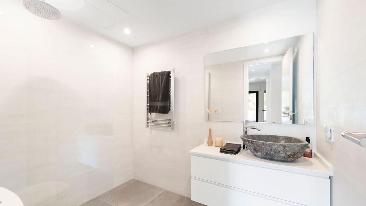 Apartment for Rent in Marbella