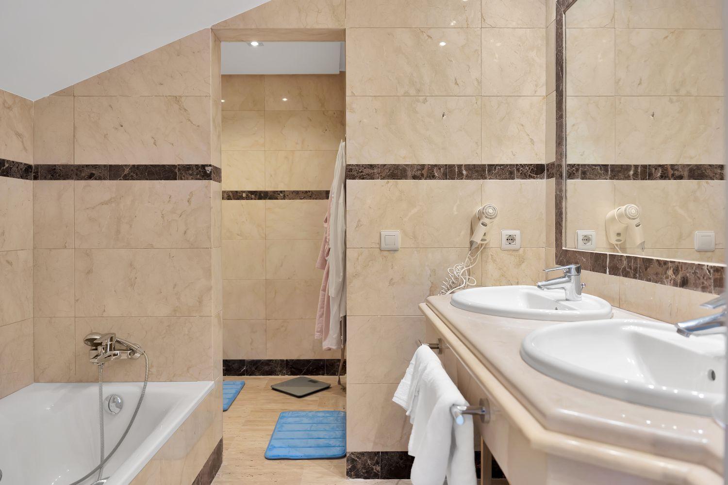 Penthouse for Rent in Marbella