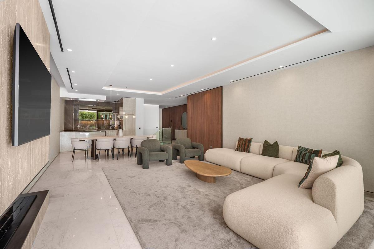 Apartment for Rent in Marbella