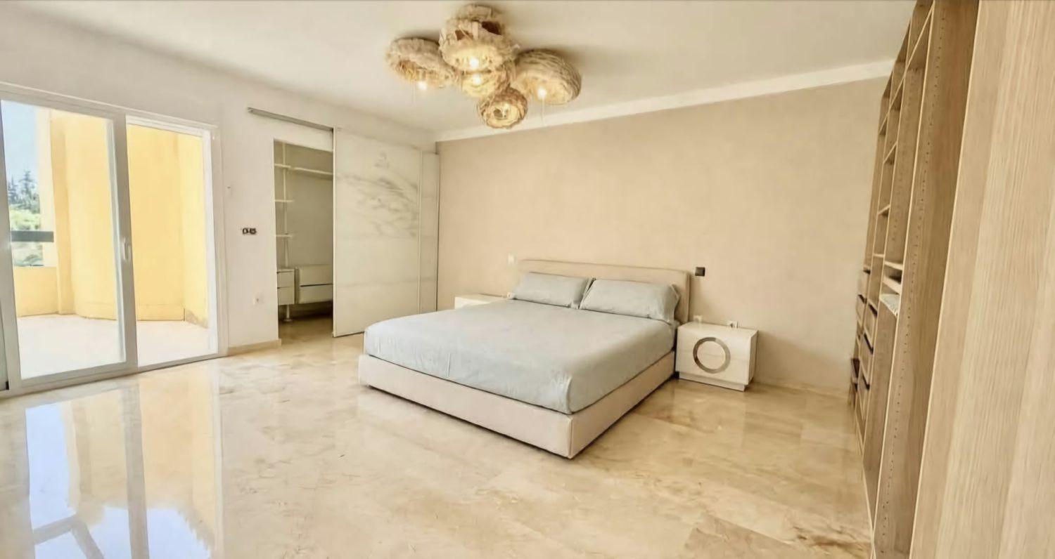 Duplex for Rent in Marbella