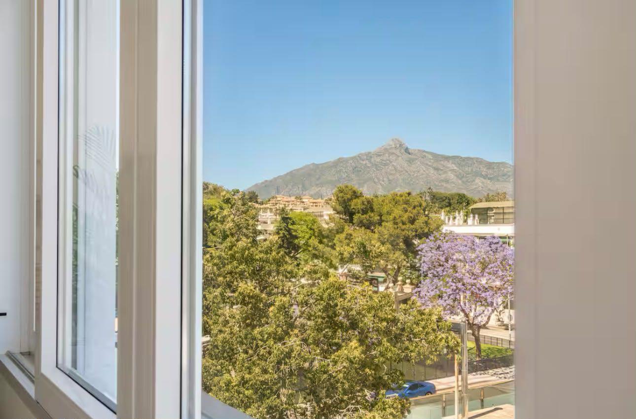 Penthouse for Rent in Marbella