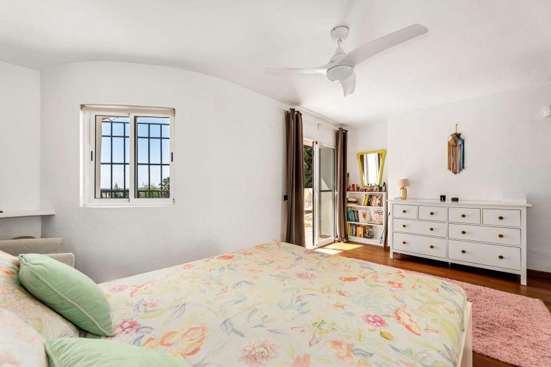 Chalet for Sale in Mijas