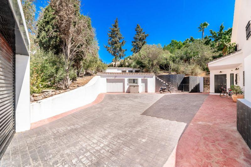 Chalet for Sale in Mijas
