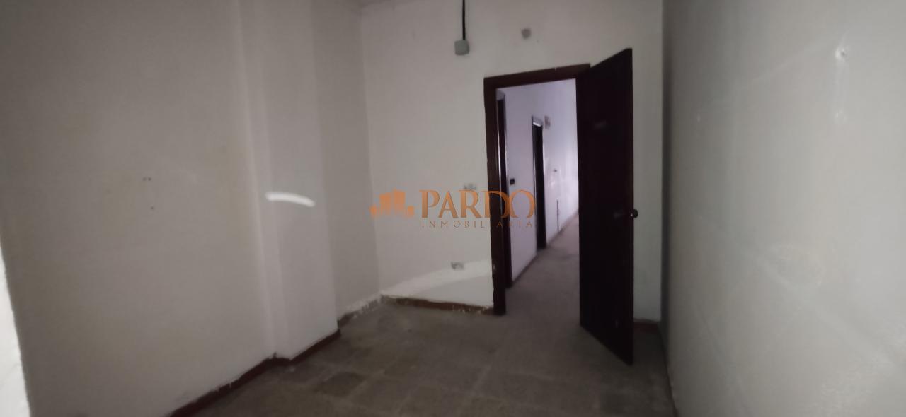 Premise for Rent-to-Buy in Narón