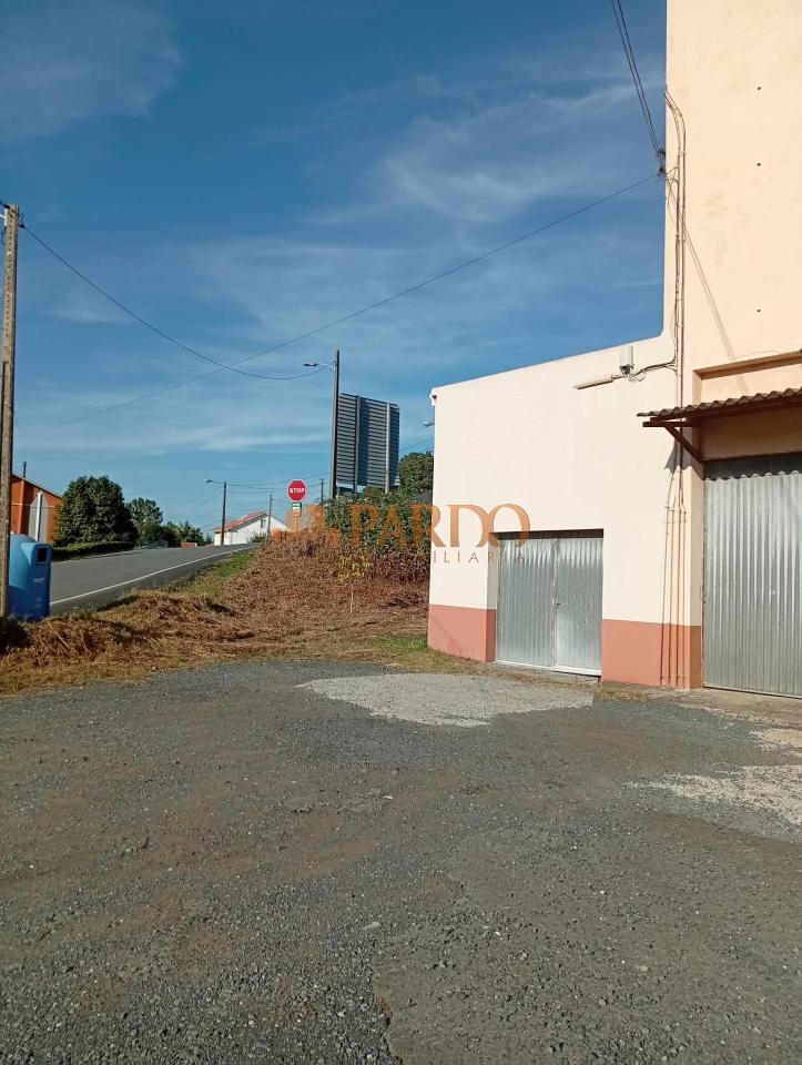 Building for Sale in Fene