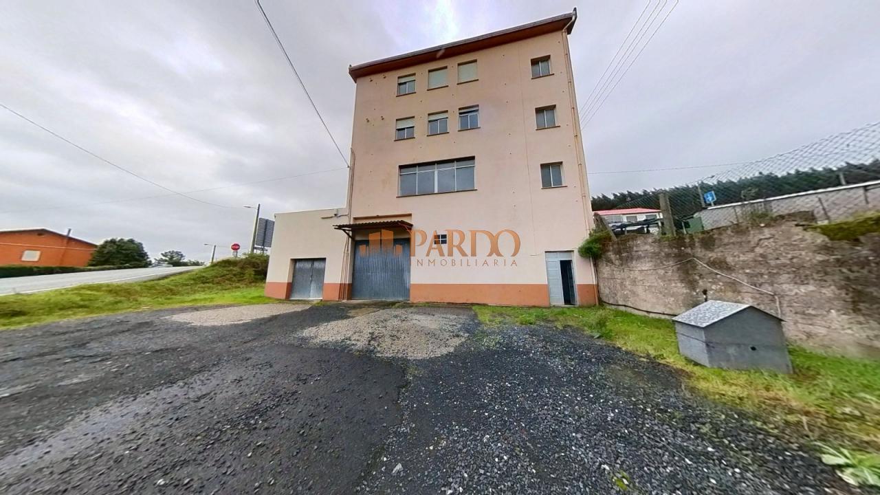 Building for Sale in Fene