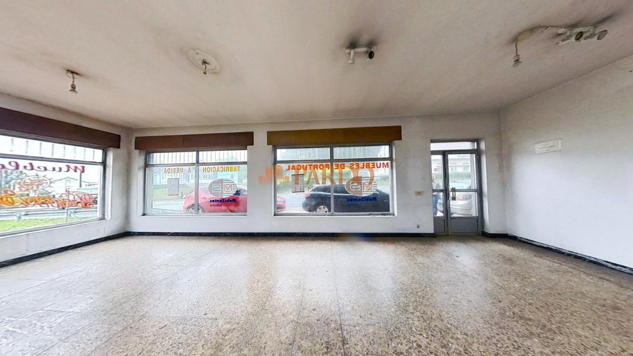 Building for Sale in Fene