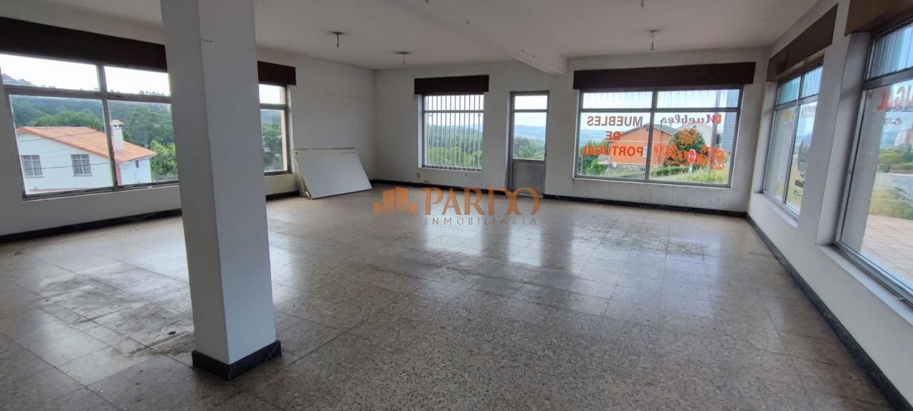 Building for Sale in Fene