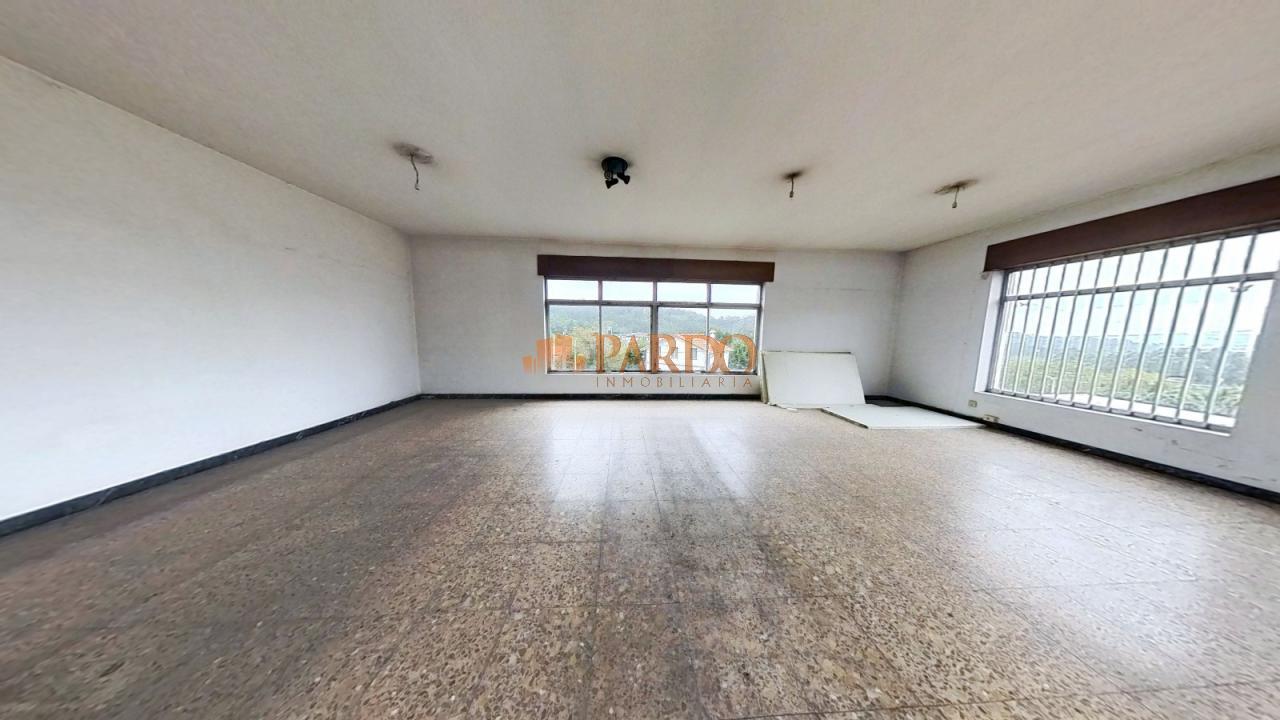 Building for Sale in Fene