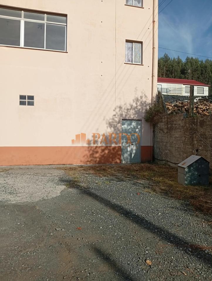 Building for Sale in Fene