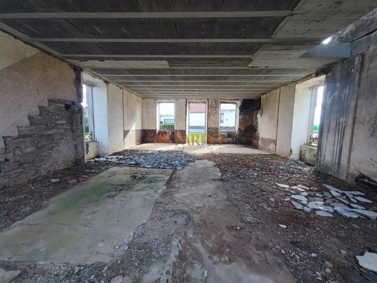 House for Sale in Valdoviño
