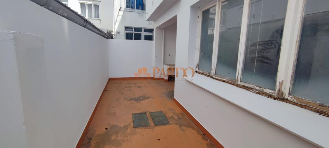 Flat for Sale in Narón