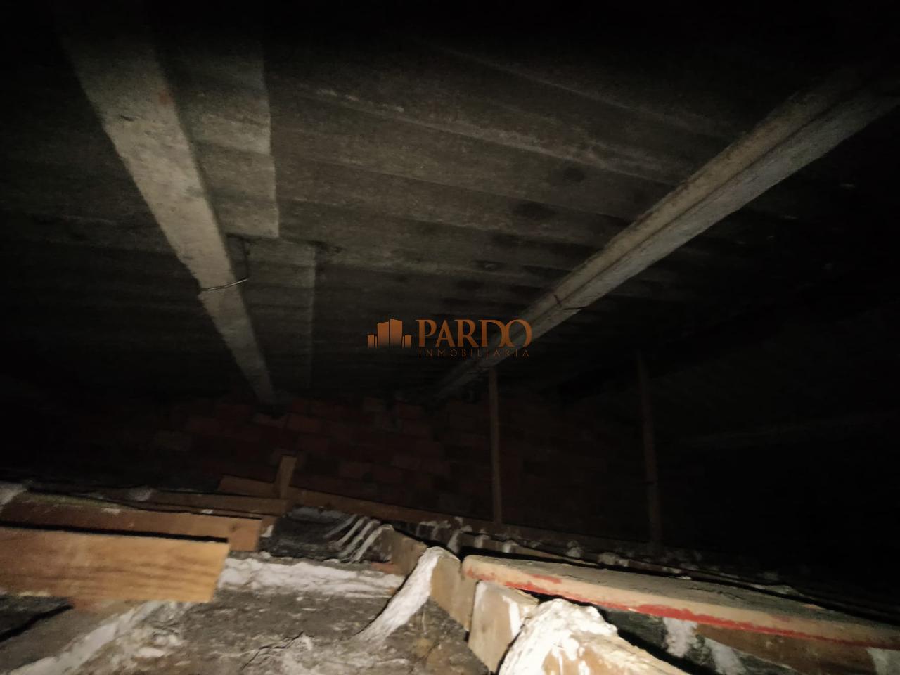 Building for Sale in Neda
