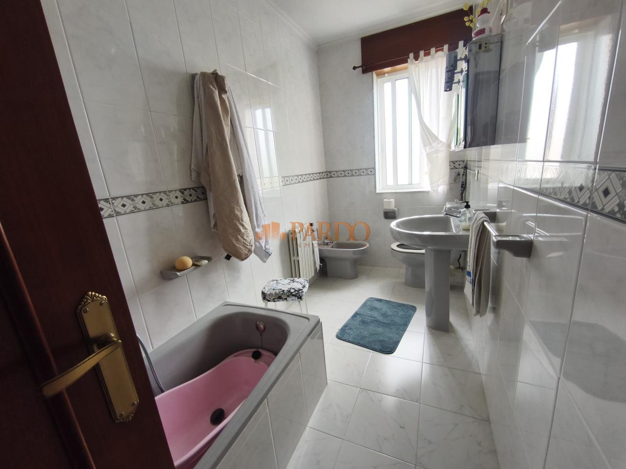Chalet for Sale in Narón