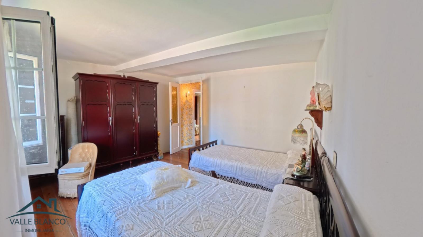 House for Sale in Campoo de Enmedio