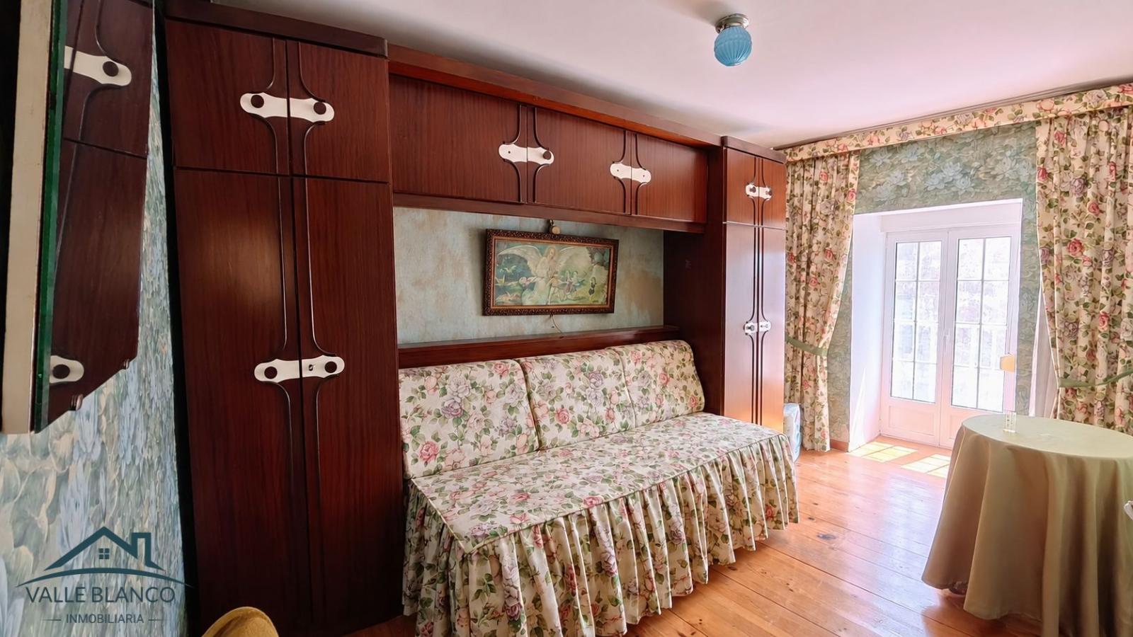 House for Sale in Campoo de Enmedio