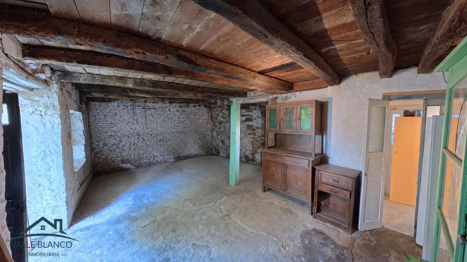 House for Sale in Campoo de Enmedio
