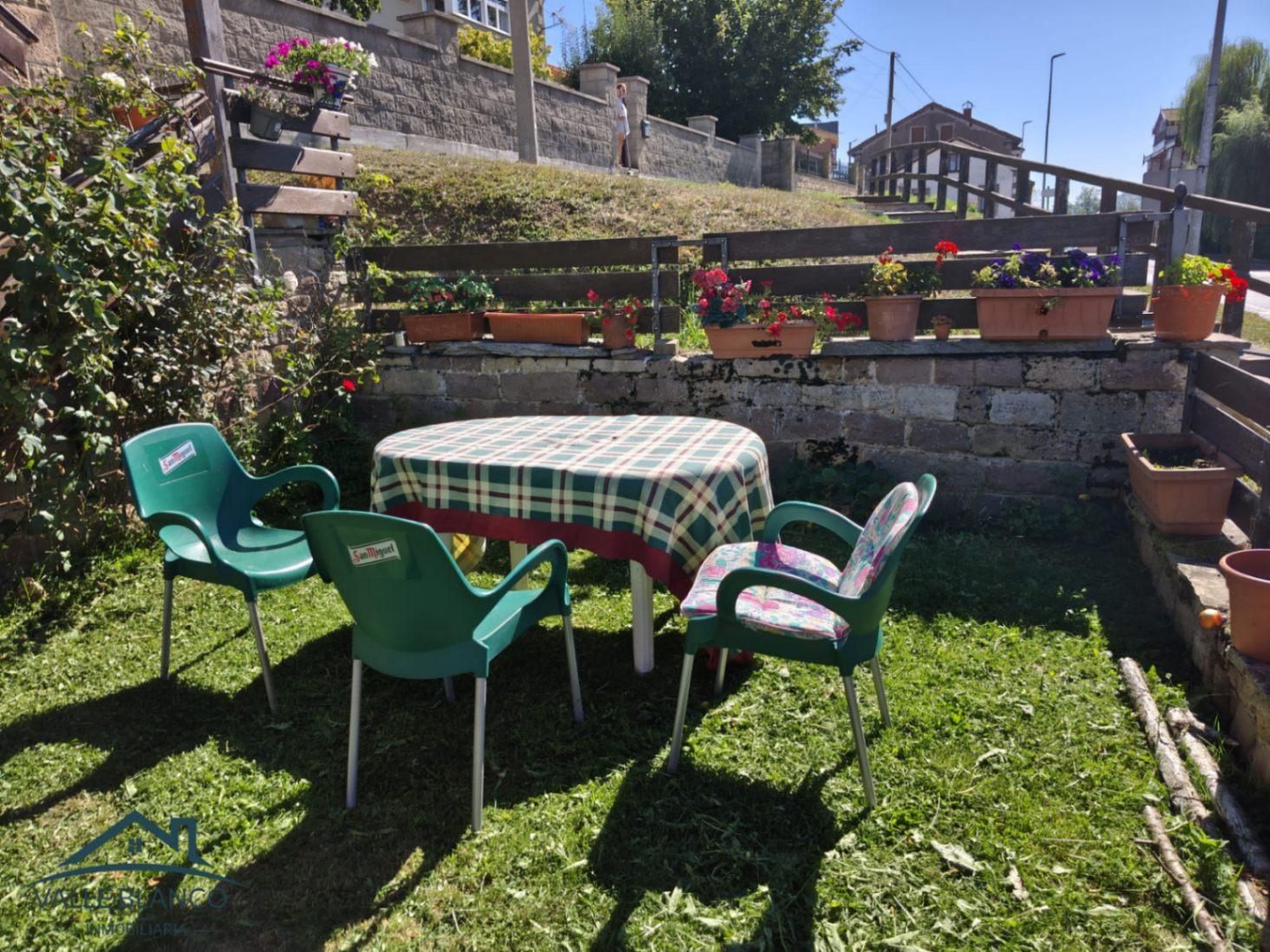 House for Sale in Campoo de Enmedio