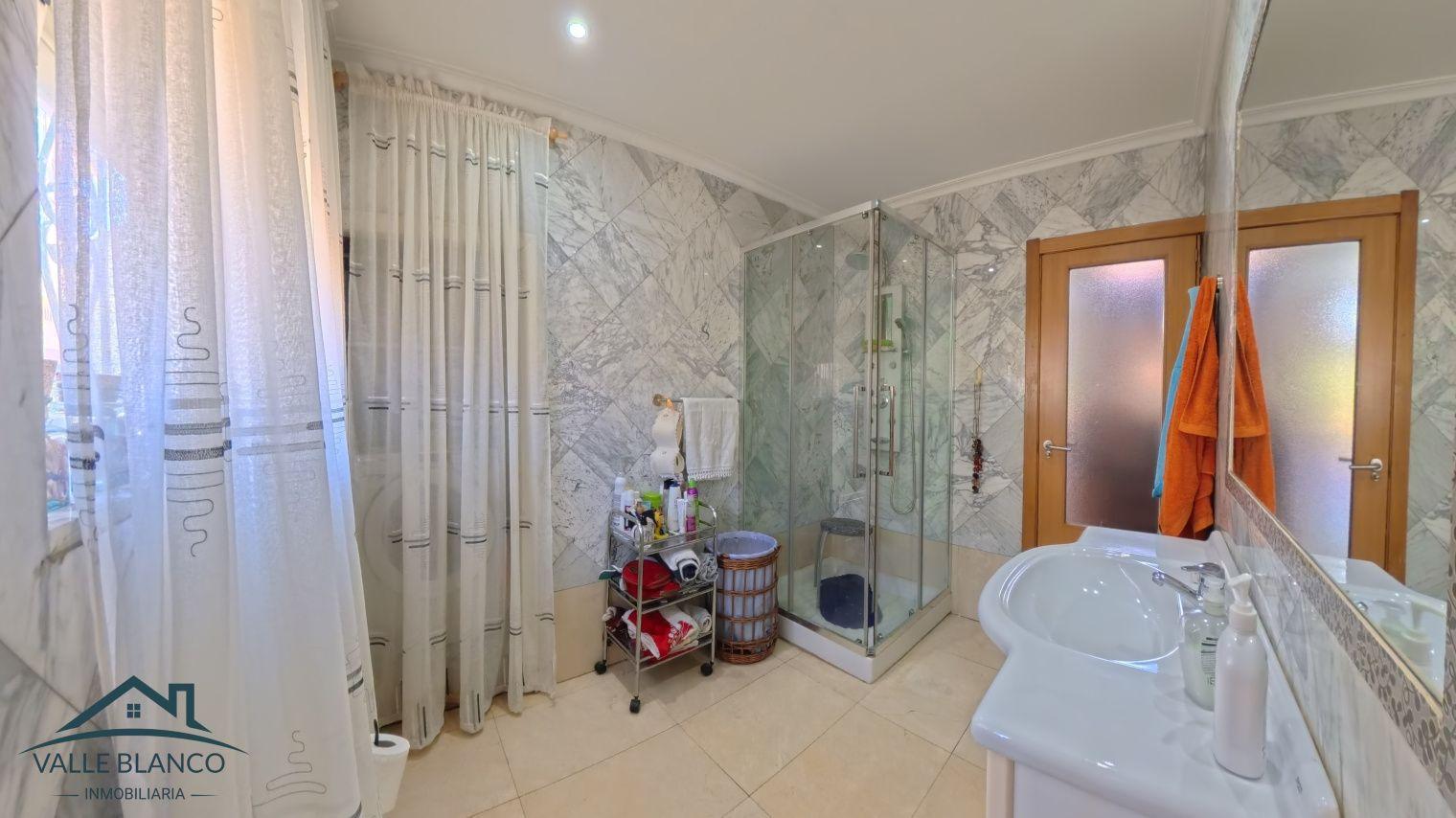 House for Sale in Campoo de Enmedio