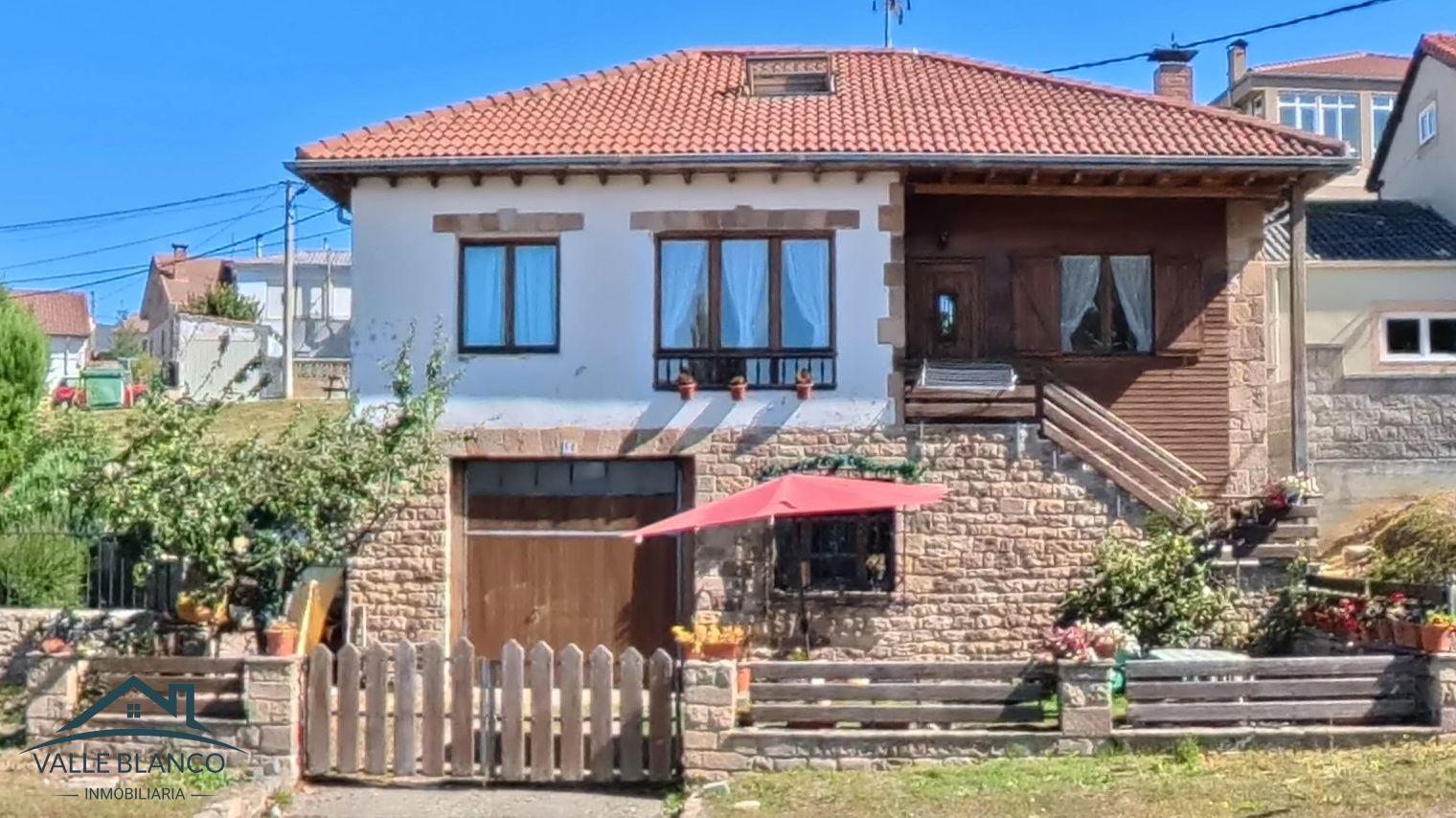 House for Sale in Campoo de Enmedio