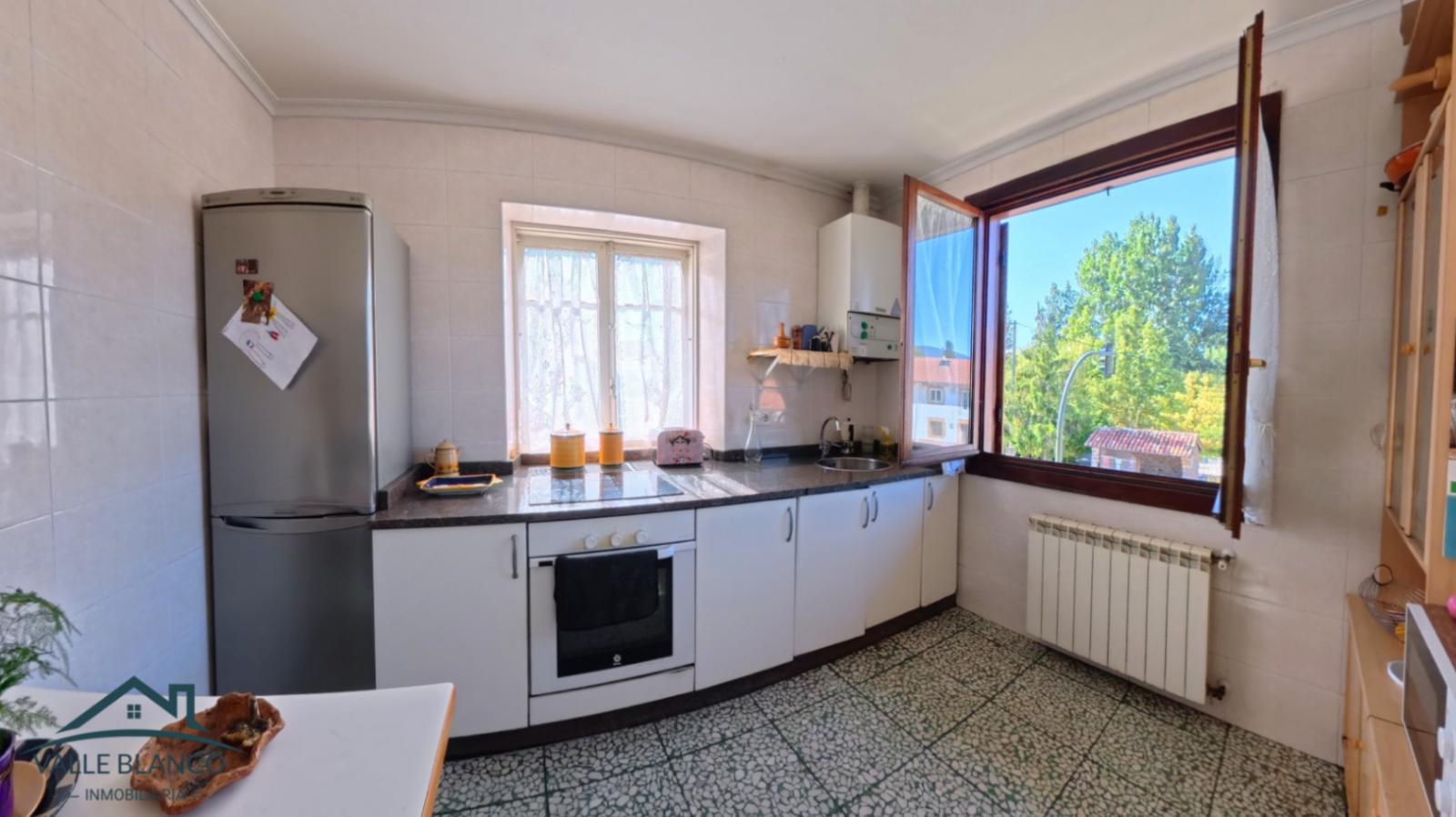 House for Sale in Campoo de Enmedio