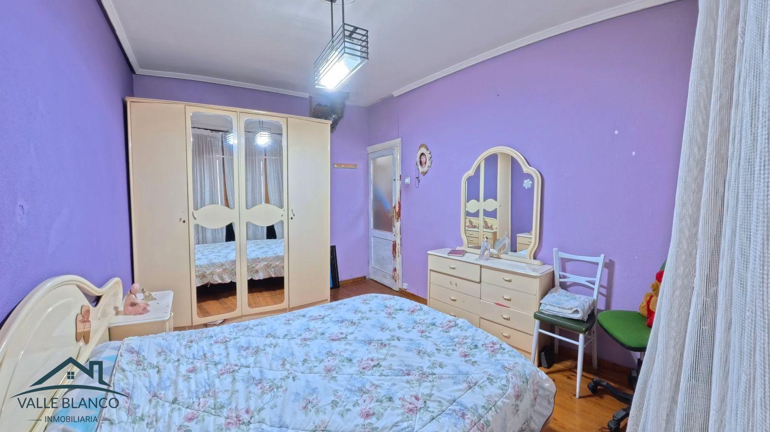 House for Sale in Campoo de Enmedio