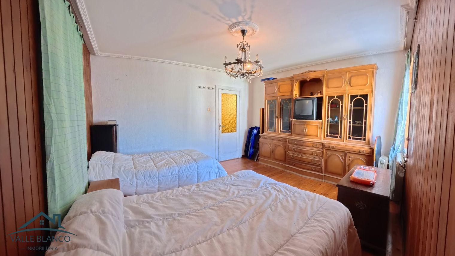 House for Sale in Campoo de Enmedio