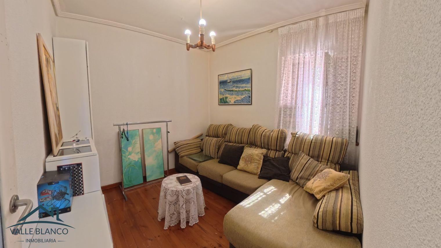 House for Sale in Campoo de Enmedio