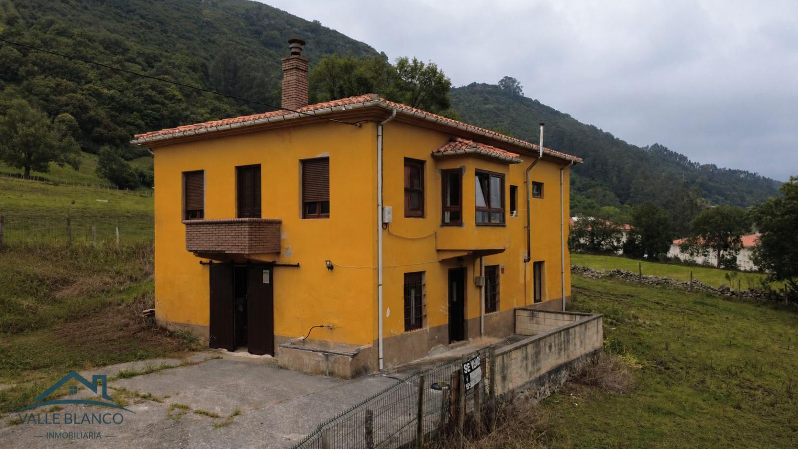 Casa en Venta en Corvera de Toranzo