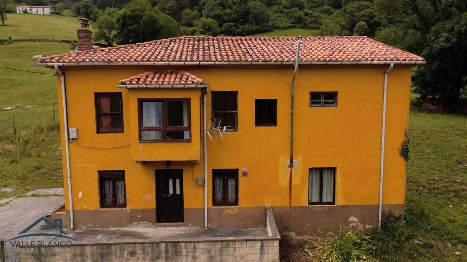 Casa en Venta en Corvera de Toranzo