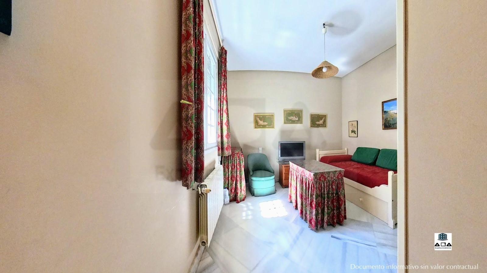 Chalet for Sale in Jerez de la Frontera