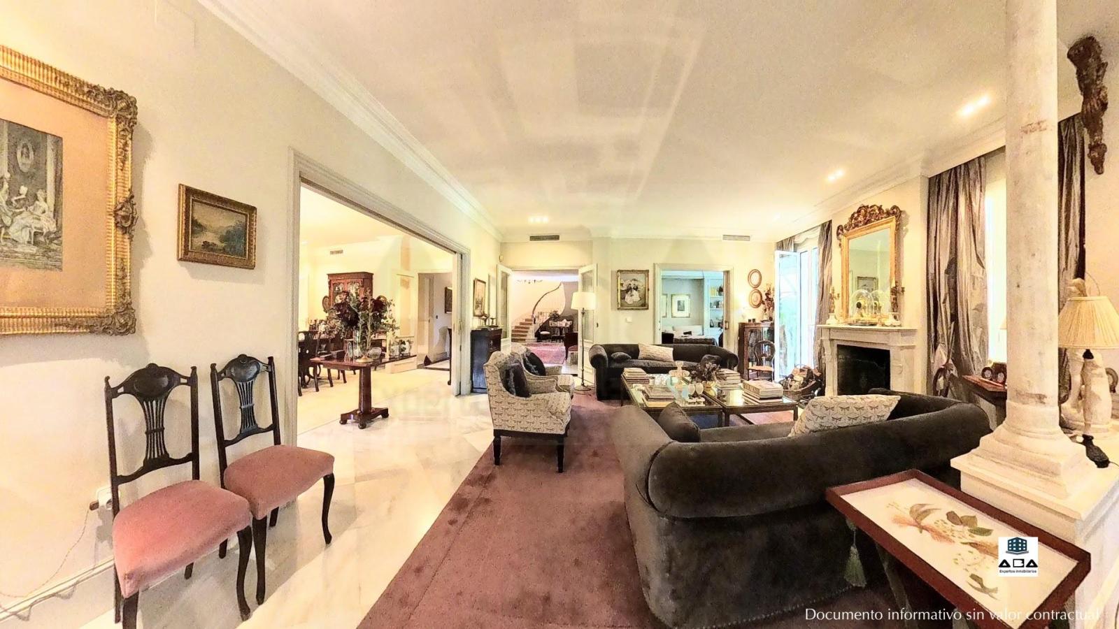 Chalet for Sale in Jerez de la Frontera