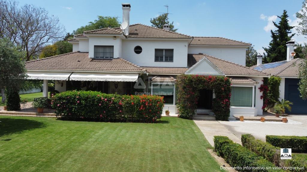 Chalet for Sale in Jerez de la Frontera