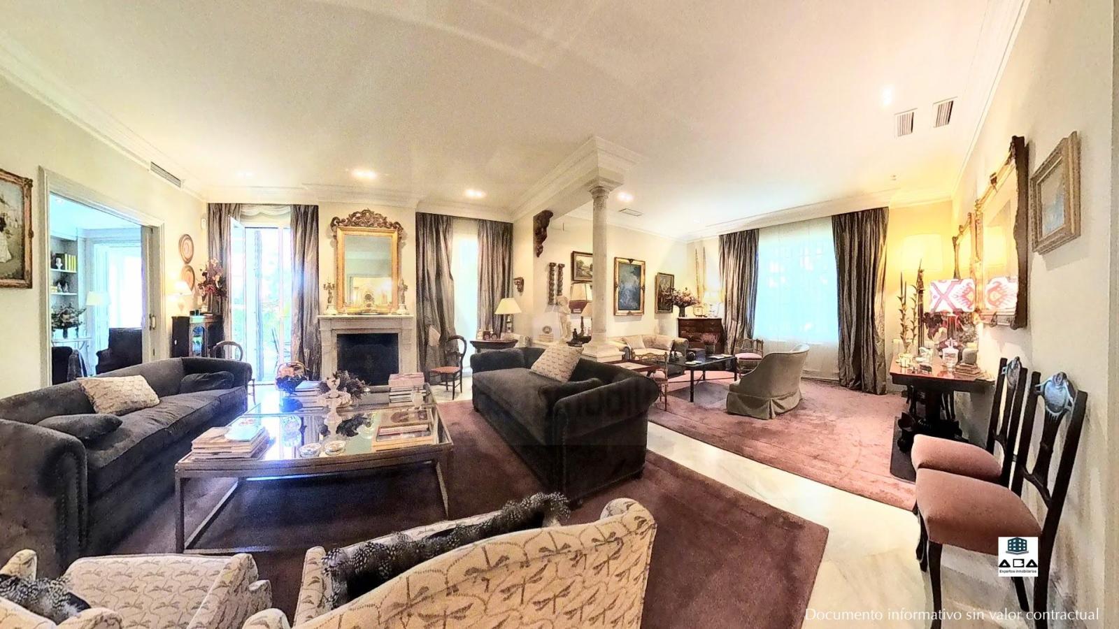 Chalet for Sale in Jerez de la Frontera