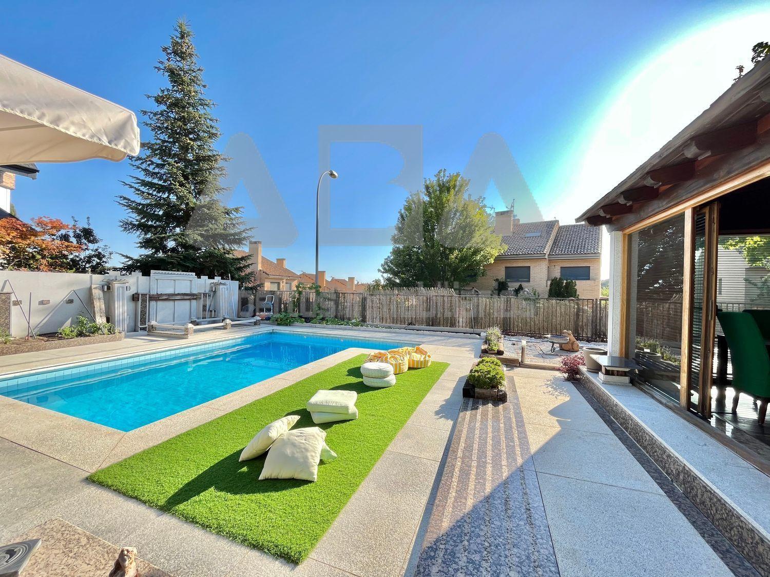 Chalet for Sale in Torrelodones