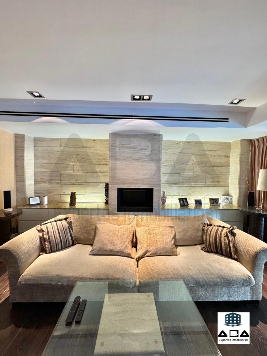 Chalet for Sale in Torrelodones
