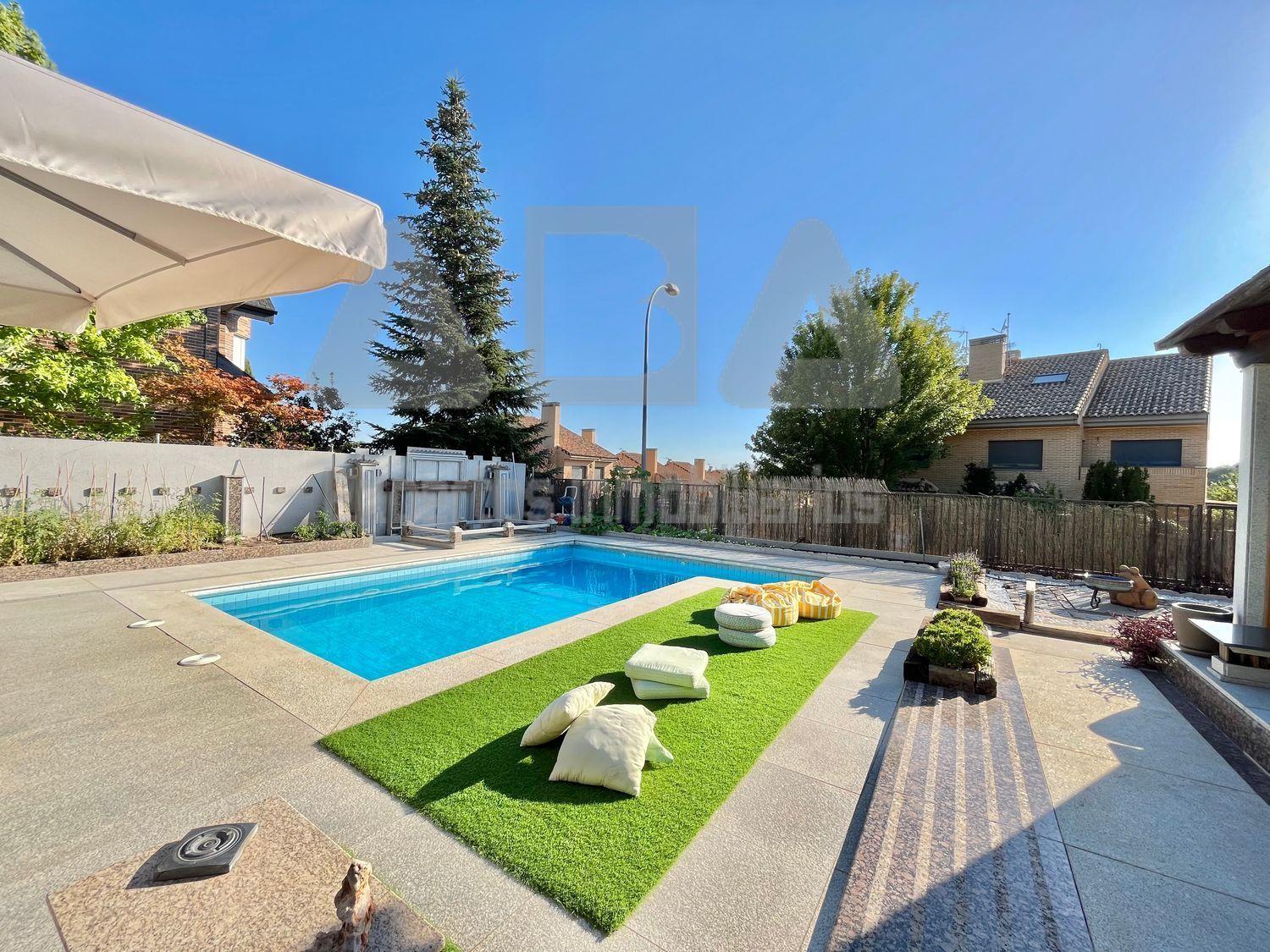 Chalet for Sale in Torrelodones