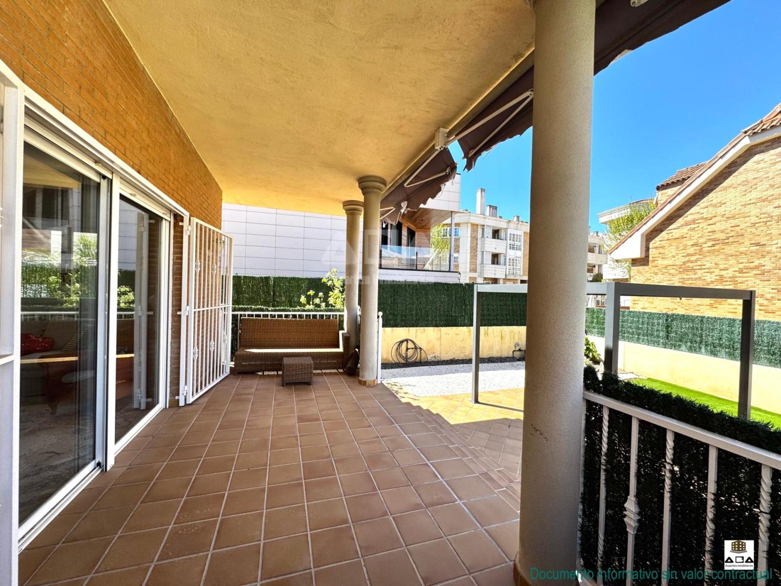 Chalet for Sale in Villanueva de la Cañada
