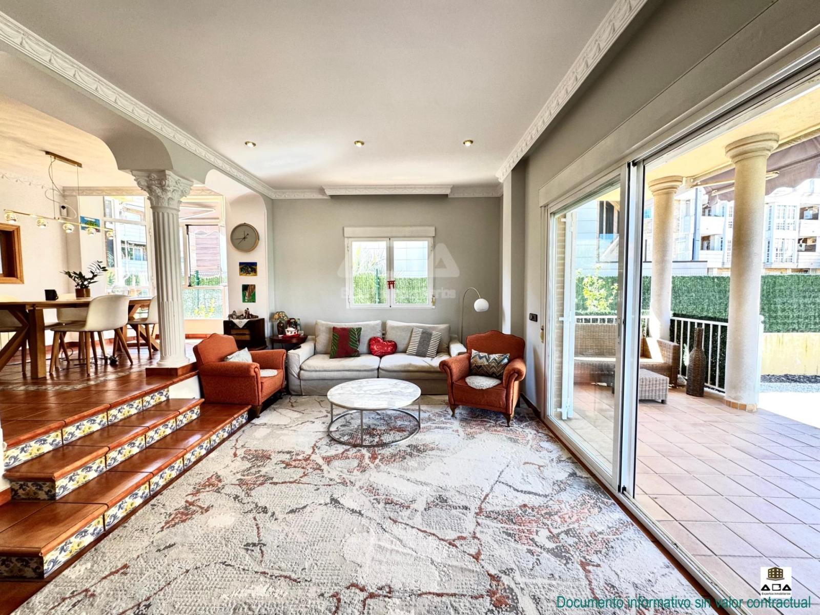 Chalet for Sale in Villanueva de la Cañada